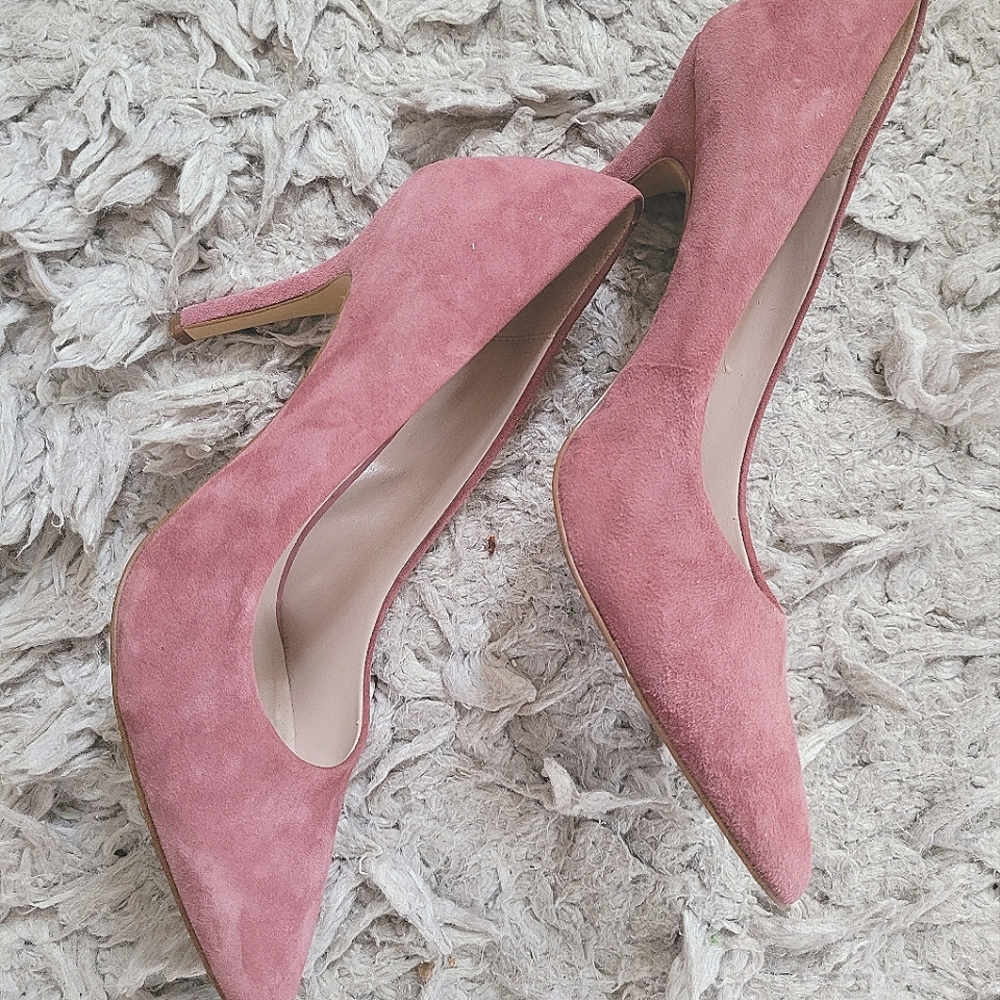 Mauve Suede Nine West pumps sz 9.5
